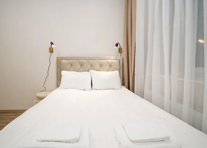 Apartment Airport-bus - 13 North - 1 Reval